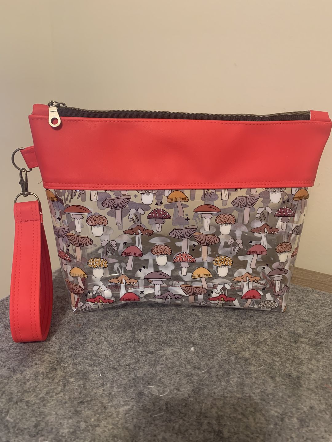 Customer photo review of Mushroom Café - Clear TPU Vinyl