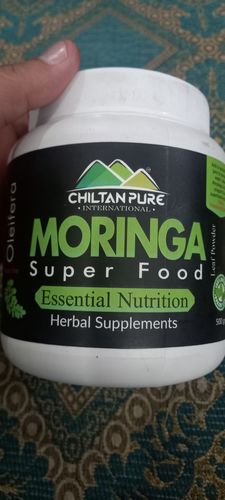 Customer photo review of Moringa Powder SuperFood  [ کرشماتی پتوں سے 300 بیماریوں کا علاج - چلتن سہاجنا]