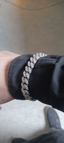 Customer photo review of VVS1 Moissanite Cuban Chains or Bracelets