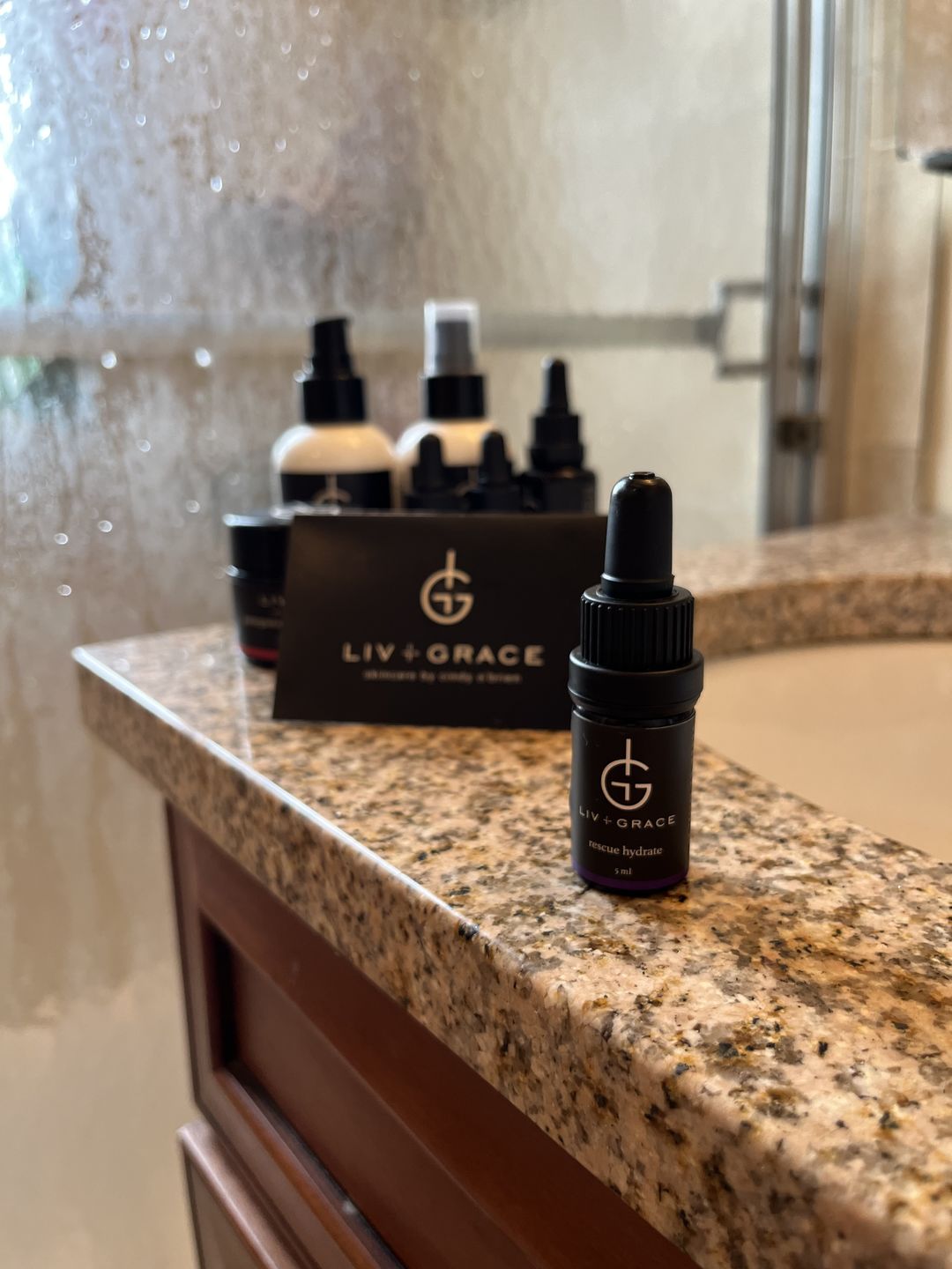 Customer photo review of Rescue Hydrate Facial Serum Travel Size