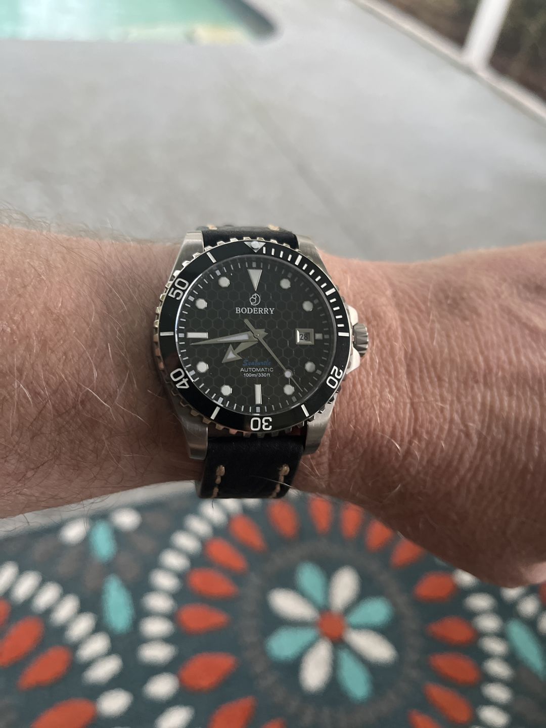Customer photo review of SEATURTLE.OCEAN(TITANIUM) - Automatic Titanium Diver Watch | Black