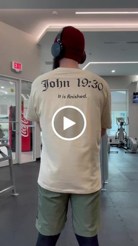 Customer video review of John 19:30 Oversized Tee - Tan