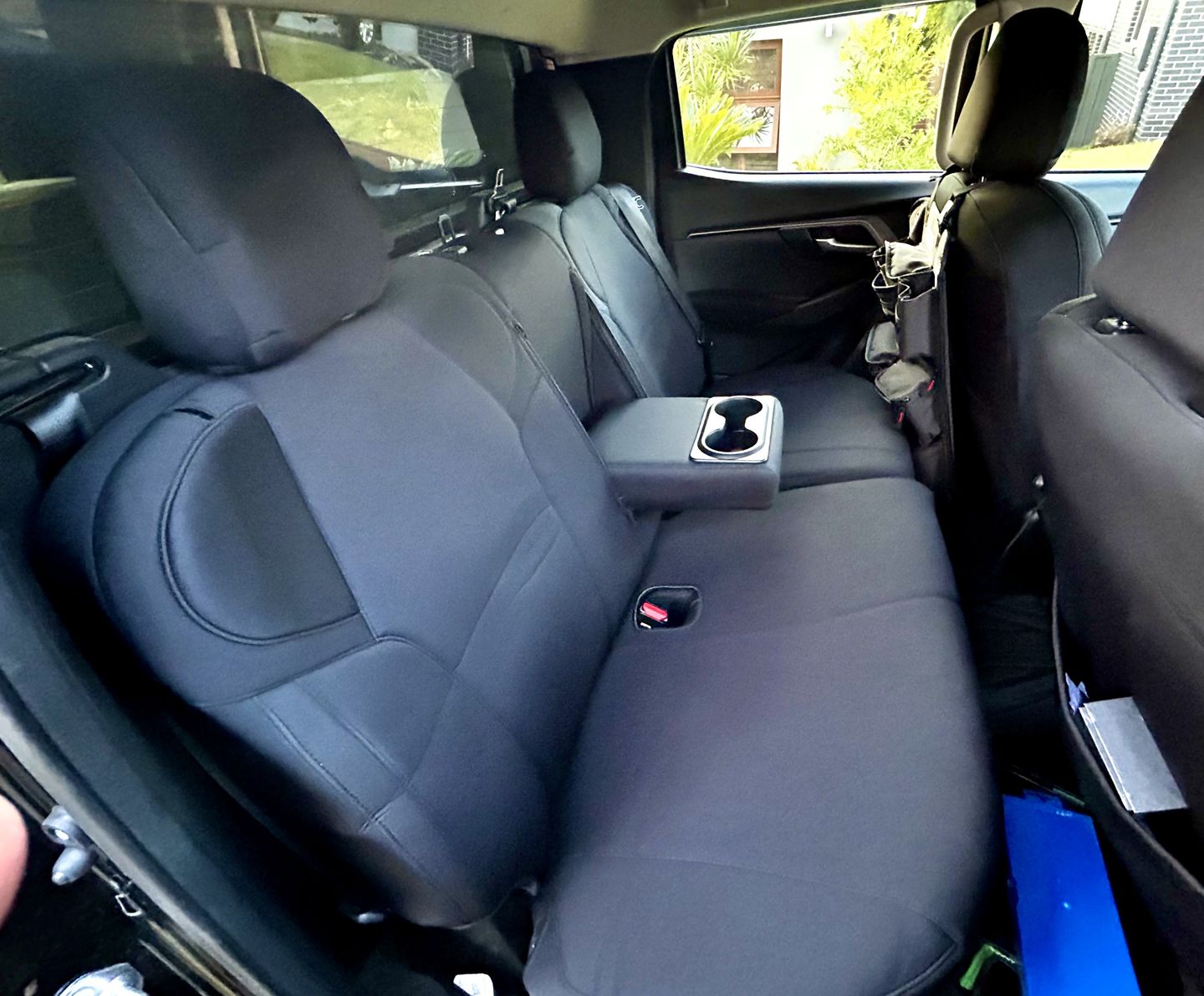 Customer photo review of Isuzu D-Max Crew Cab (07.2020-On) - Sharkskin PLUS