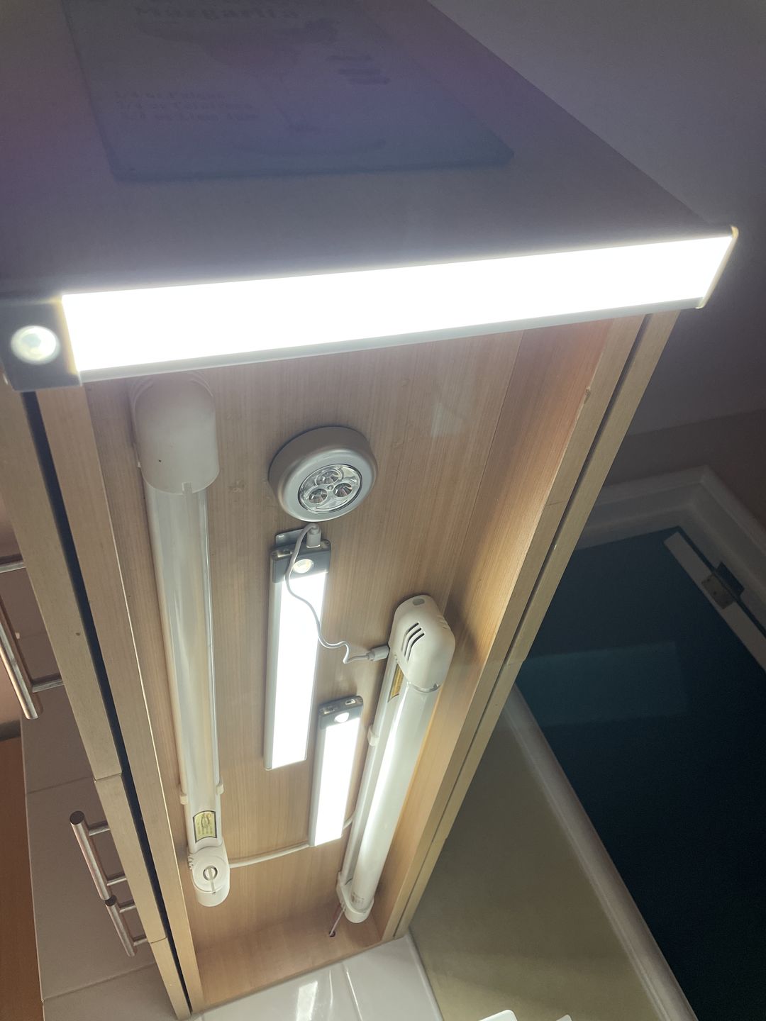 Customer photo review of Barra con Sensor Recargable - USB Luz Fría