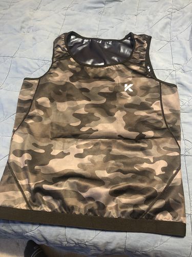 Customer photo review of Men's Heat-Trapping Sweat Vest