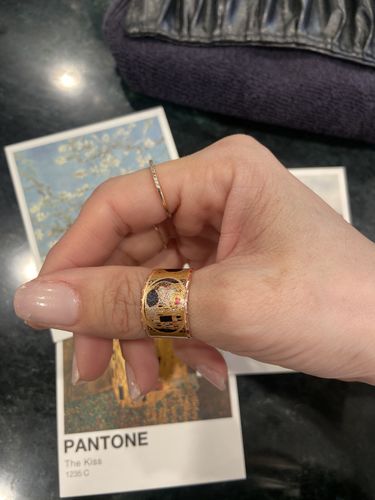 Customer photo review of Gustav Klimt The Kiss Yüzük