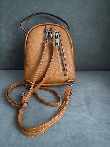 Customer photo review of Anna תיק גב קטן