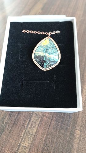 Customer photo review of Van Gogh Starry Night Tablo Tasarım Kolye