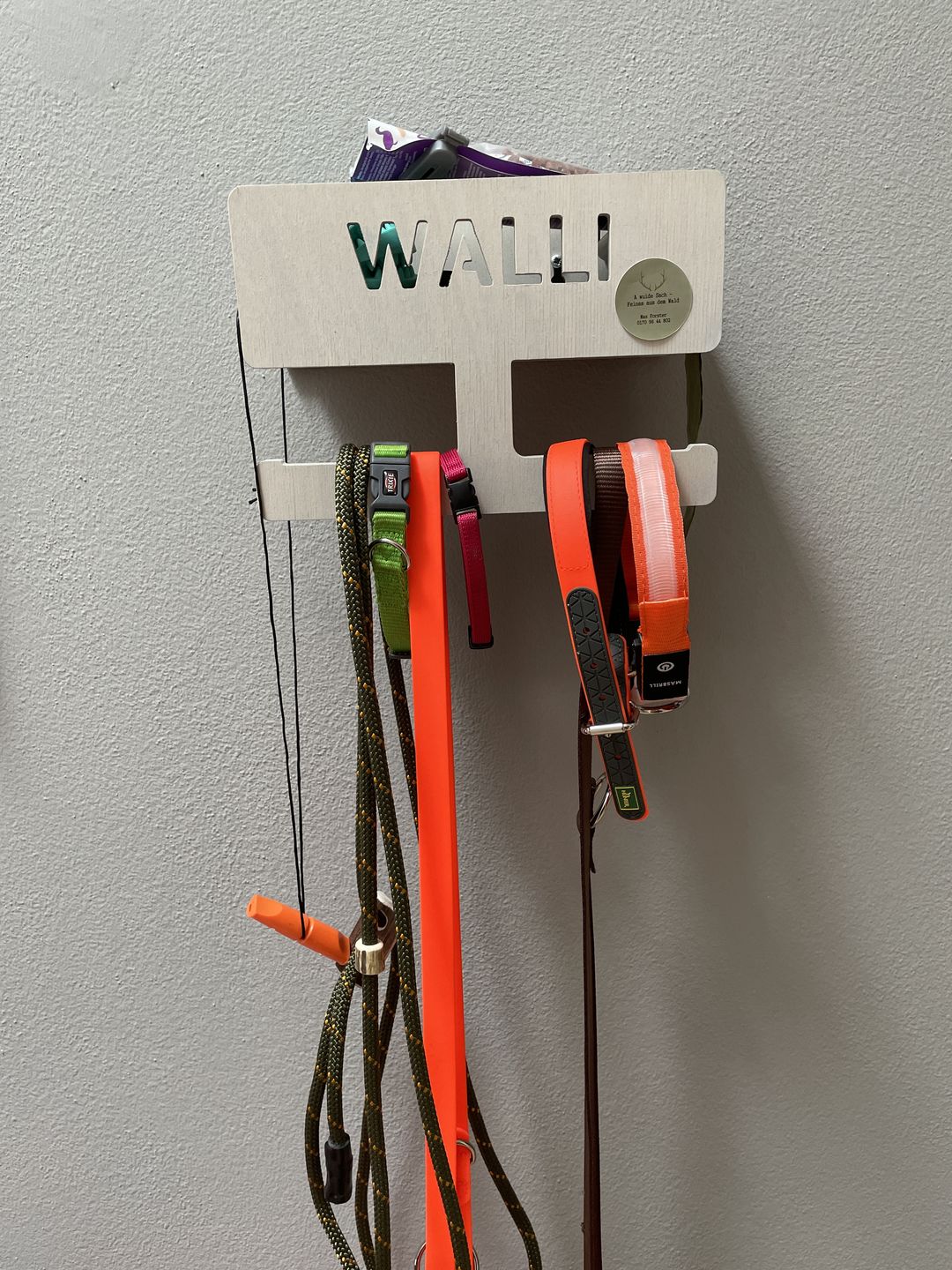 Customer photo review of PERSONALISIERUNG: Hundegarderobe L