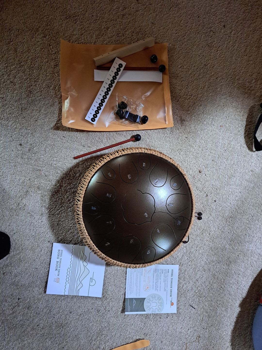 Customer photo review of Steel Tongue Drum 13" 15-Note D Major (4 Colours)