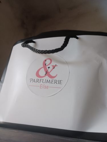 Customer photo review of Coffret 55 - Un parfum générique au choix + Une bougie à la lavande