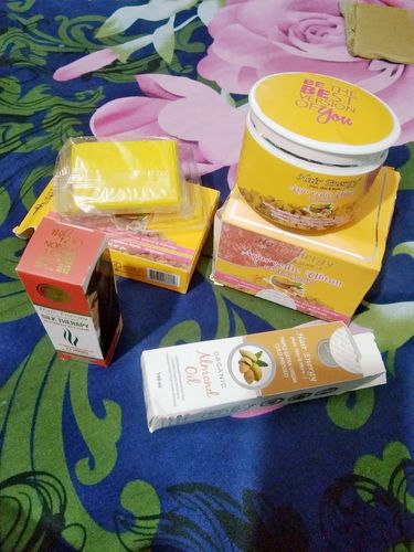 Customer photo review of UBTAN SOAP -AYURVEDIC HALDI CHANDAN