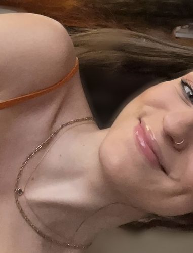 Customer photo review of Piercing au nez Anne