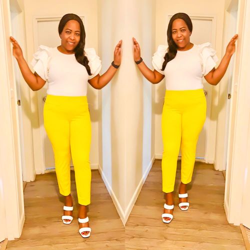 Customer photo review of PASSION ANKLE PANTS