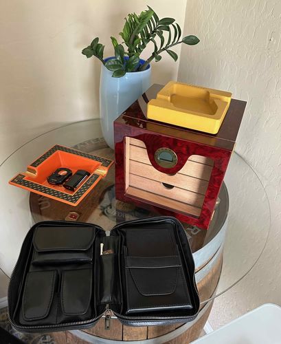 Customer photo review of Legacy Cigar Carry Case