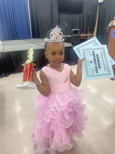 Customer photo review of Girl Pageant Princess Dress Baby Girl Fluffy Sequins Tail Birthday Party Dress