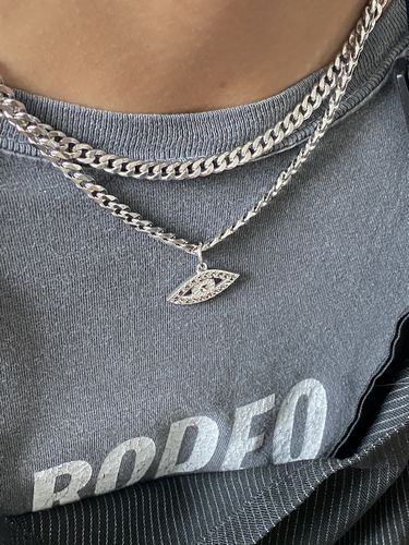 Customer photo review of .925 4 Clover (Dark Edition) pendant & necklace