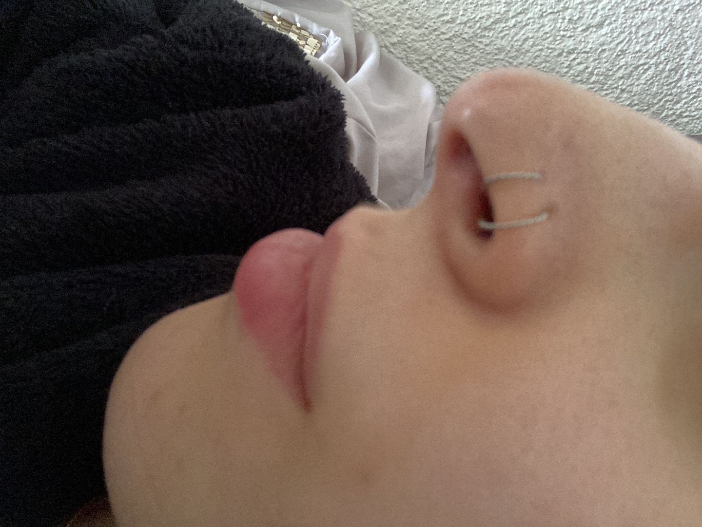 Customer photo review of Le double piercing