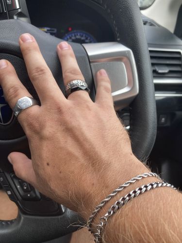 Customer photo review of Nikko Black