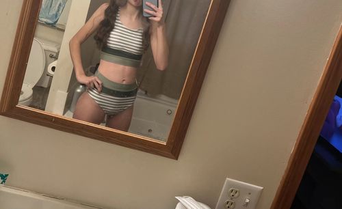 Customer photo review of Mariner Colorblock Bikini Set
