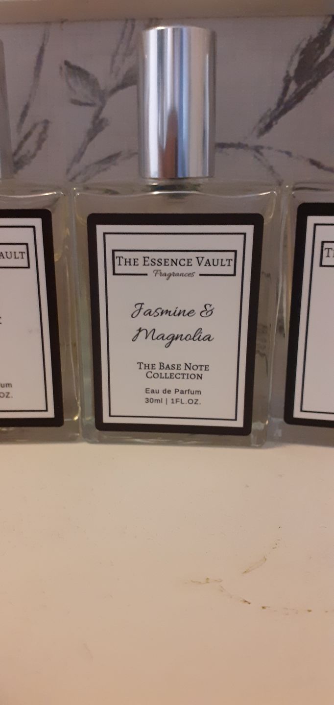 Customer photo review of Jasmine & Magnolia Eau De Parfum