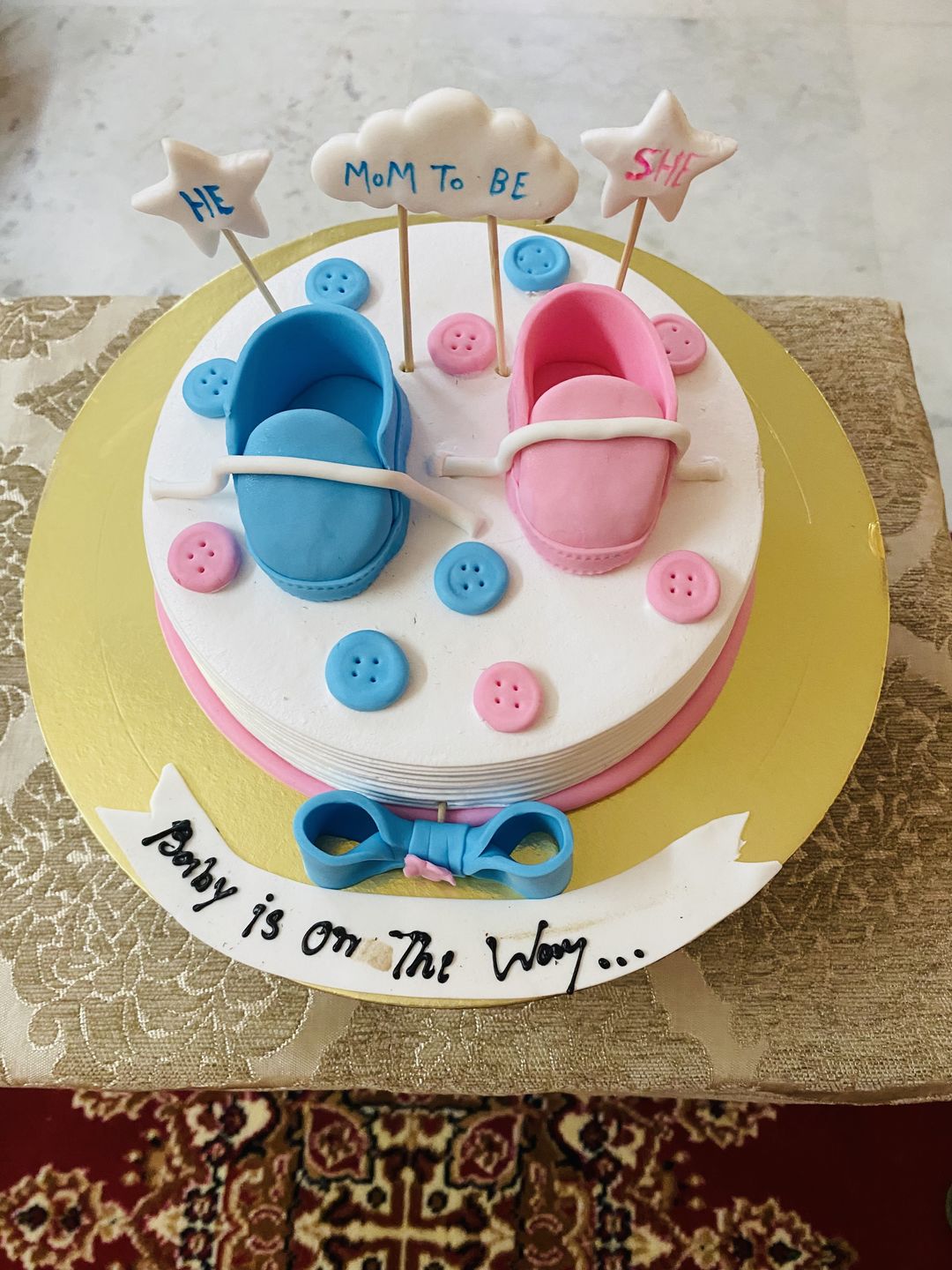 Customer photo review of Baby Shower Shoes Design Cake