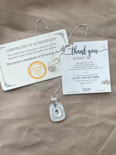 Customer photo review of S925 PERSONALIZED 1-5 BIRTH FLOWERS GARDEN SHELL NECKLACE