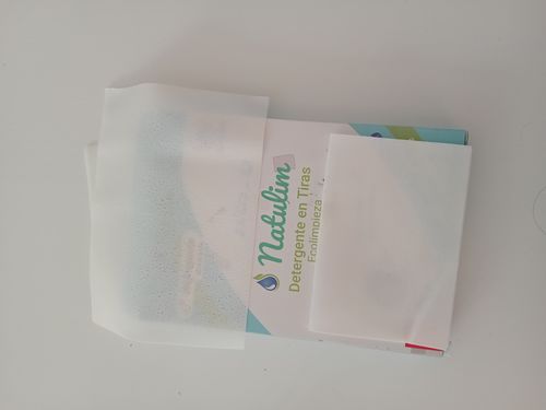 Customer photo review of Eco-Tiras de Detergente 40 lavados Natulim