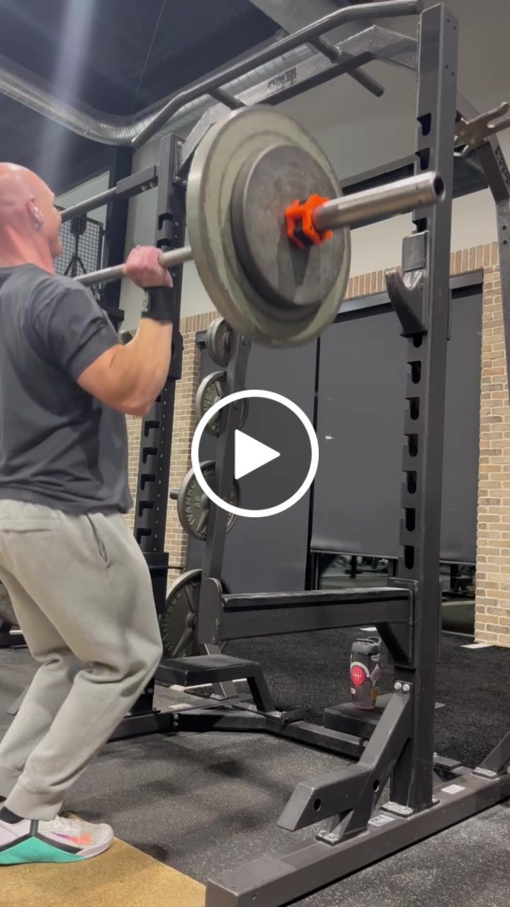 Customer video review of Strength Shop Super Stiff Wrist Wraps - Black - USPA & IPF Approved