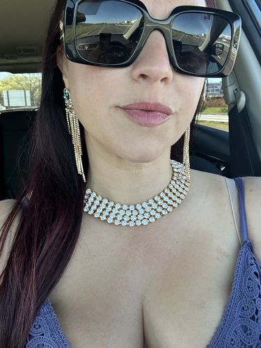 Customer photo review of Eula Necklace