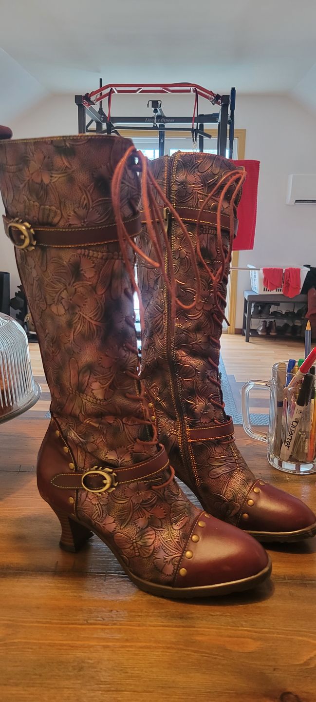Customer photo review of Warm Embossed Real Leather Dragonfly Boots