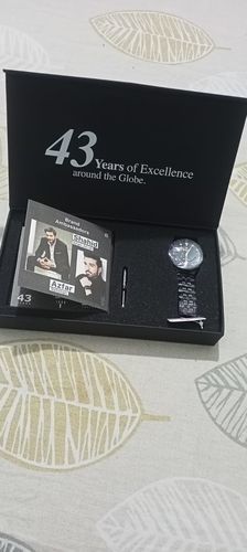 Customer photo review of Modicci