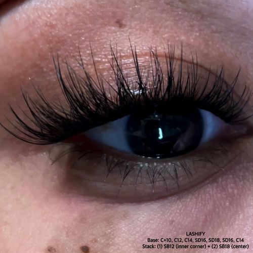 Customer photo review of Stardust™ Gossamer® Lashes