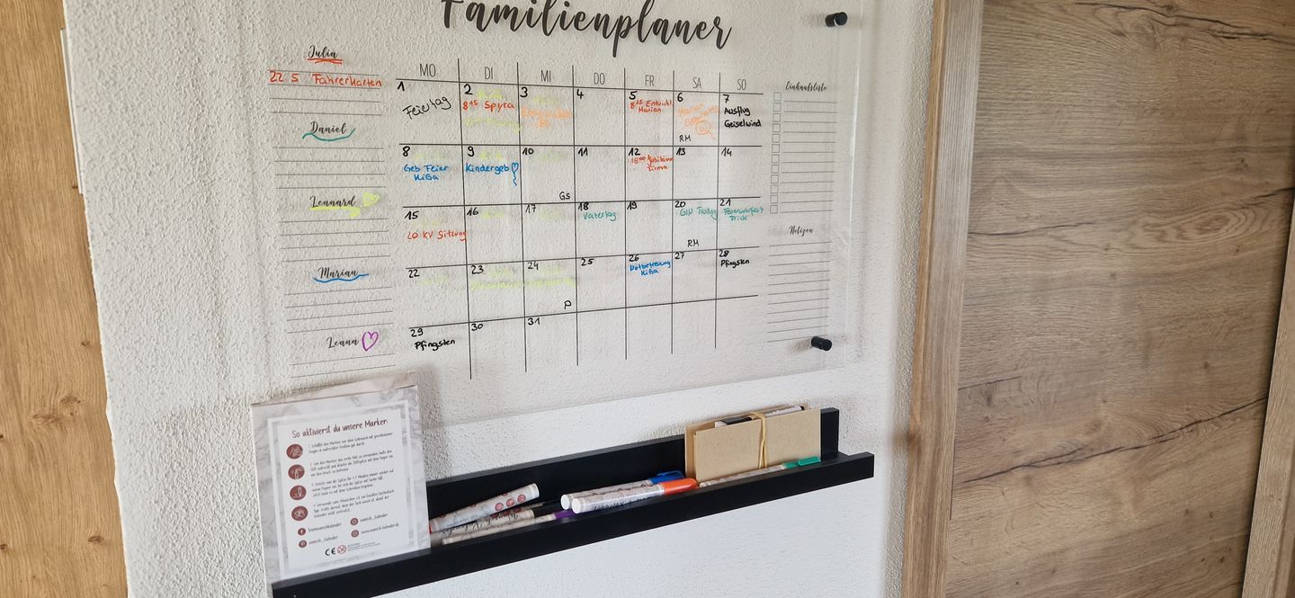 Customer photo review of 5-Namen Familienplaner