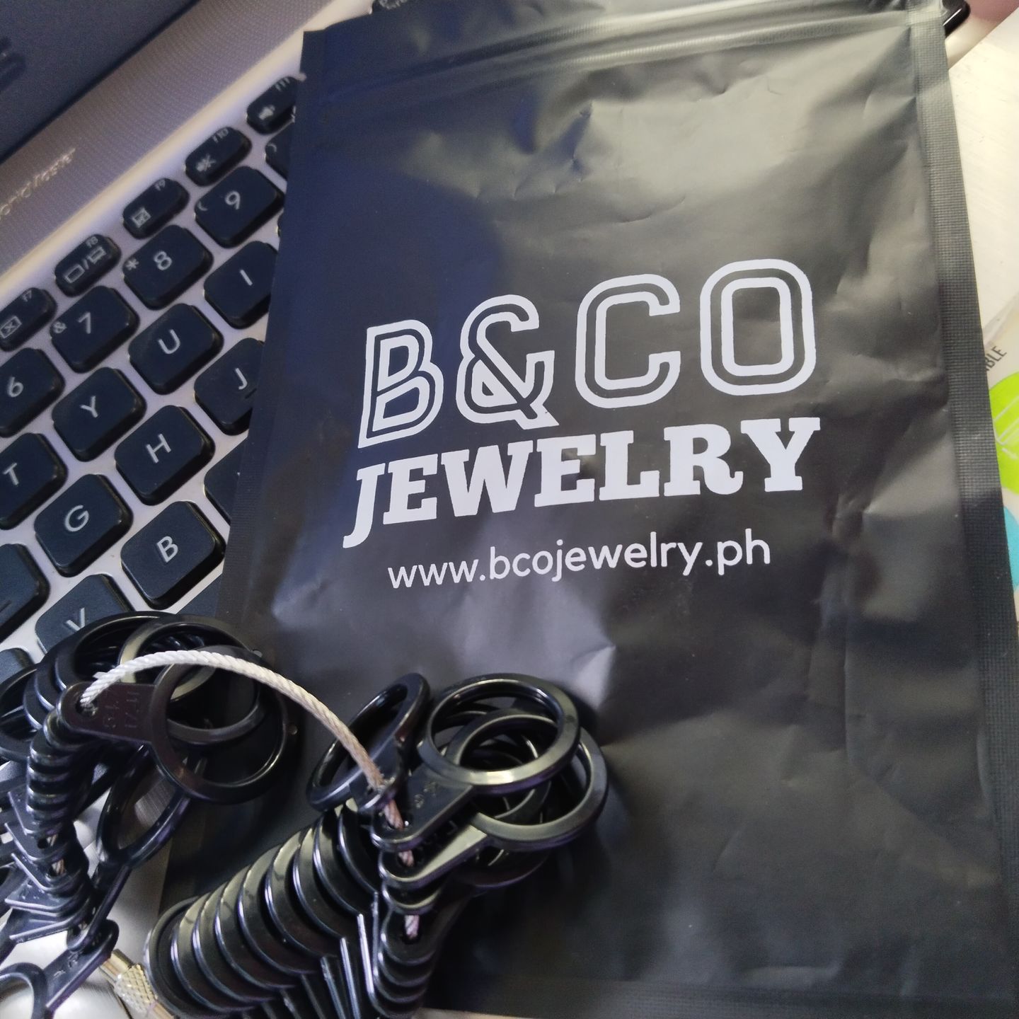 Customer photo review of B&CO Ring Sizer