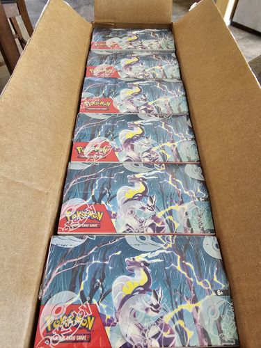 Customer photo review of Pokémon TCG: Scarlet & Violet Booster Display Box (36 Packs) (Presale)