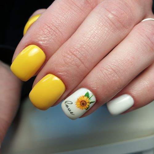 Customer photo review of Gel polish Studios, Vibrant Smile, 8ml