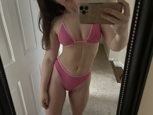 Customer photo review of CARSON Poppy Pink Cheeky Bikini Bottoms