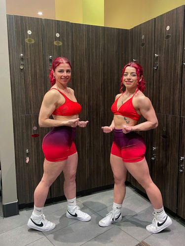 Customer photo review of Berry Cherry Ombré Scrunch Butt Biker Shorts