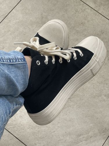 Customer photo review of Lotta Black High Canvas Trainers