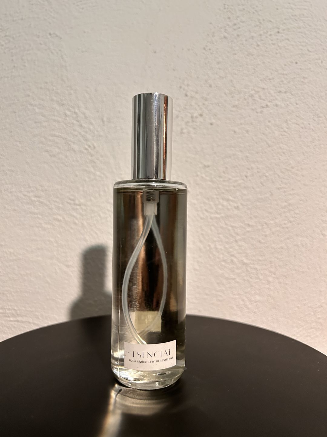 Customer photo review of H300 Inspirado en: Ombré Leather Parfum - Tom Ford