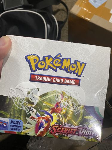 Customer photo review of Pokémon TCG: Scarlet & Violet Booster Display Box (36 Packs) (Presale)
