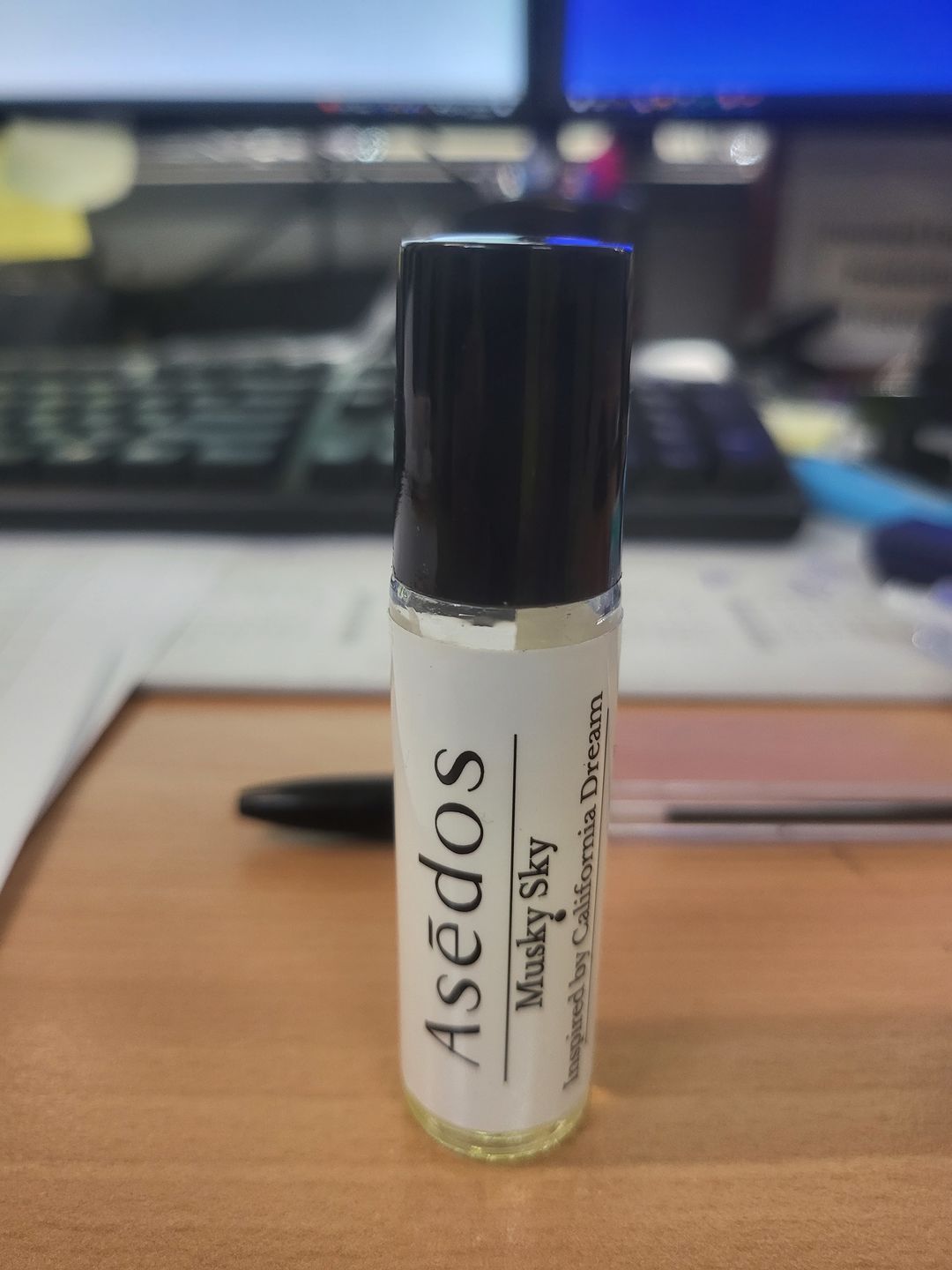 Customer photo review of MUSKY SKY PERFUME OIL