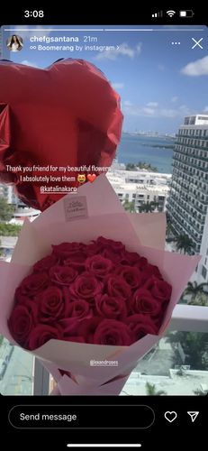 Customer photo review of Hot Pink Rose Bouquet