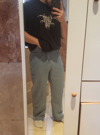 Customer photo review of THE CLASSIC BAGGY JEANS