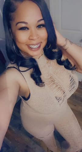 Customer photo review of Raw Tape-In Hair Extensions (1 Pack/100G)