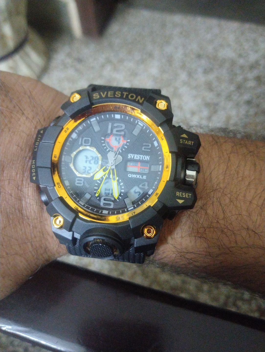 Customer photo review of Qwxle