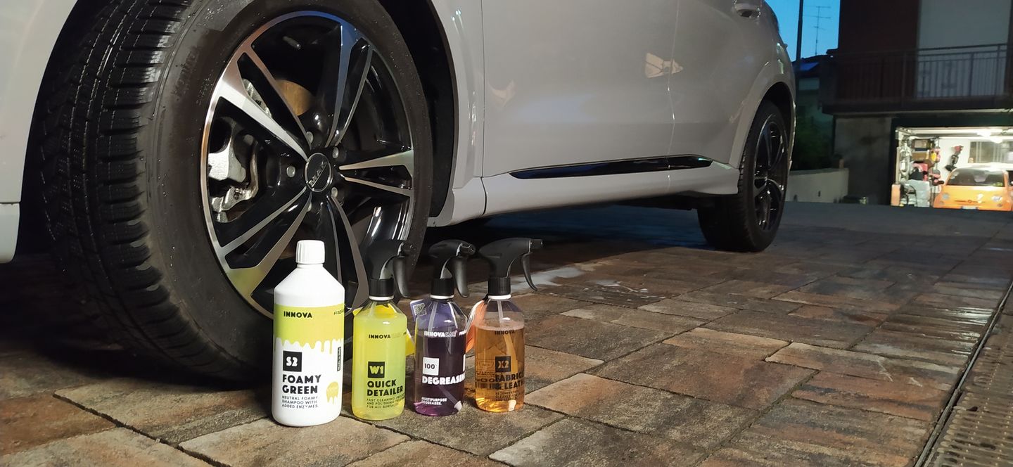 Customer photo review of INNOVACAR 100% DEGREASING: Car Degreaser and Universal Car Cleaner