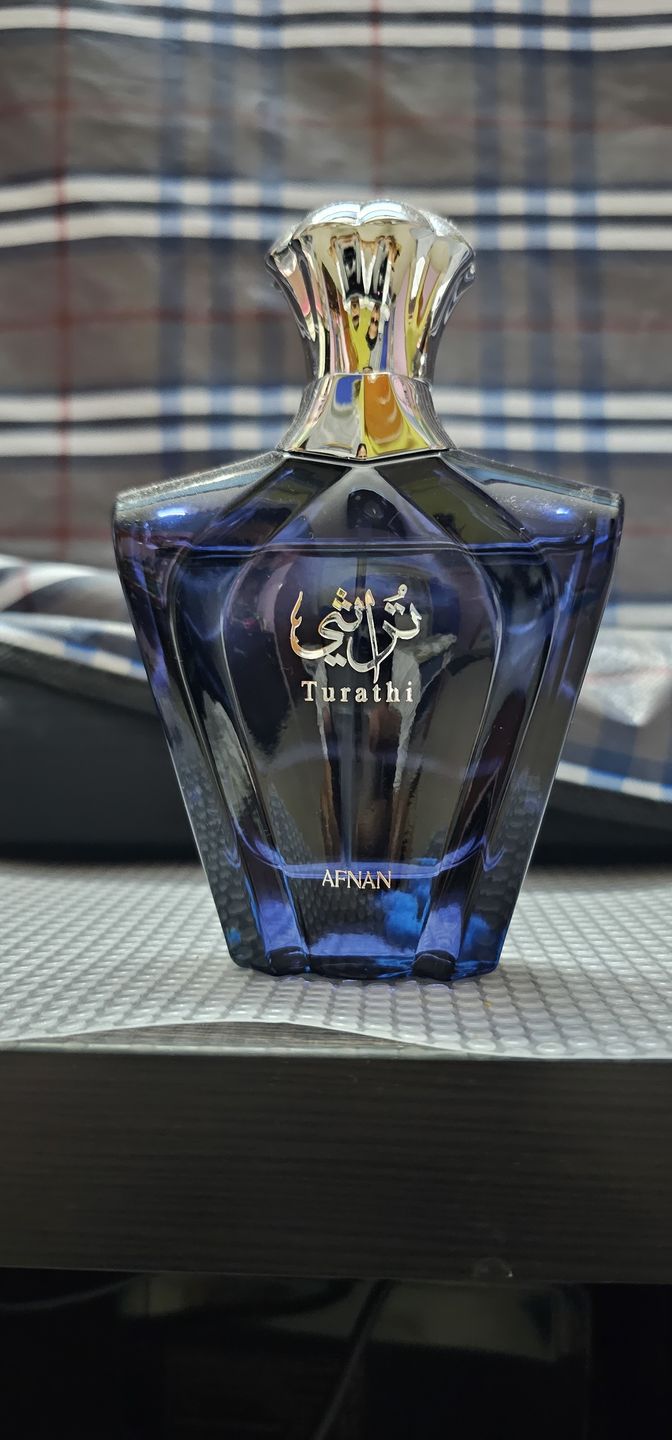 Customer photo review of Afnan Turathi Blue Eau De Parfum For Men 90ml