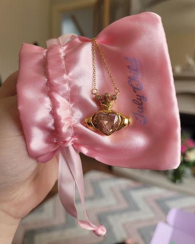 Customer photo review of Queen of Hearts